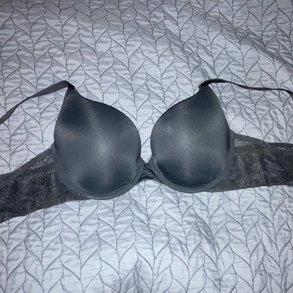 Victoria secret t shirt push up bra